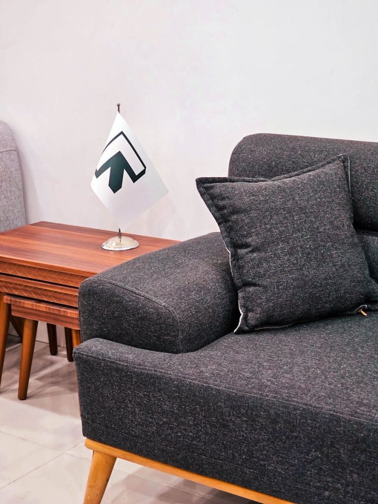 poceni sedežne garniture